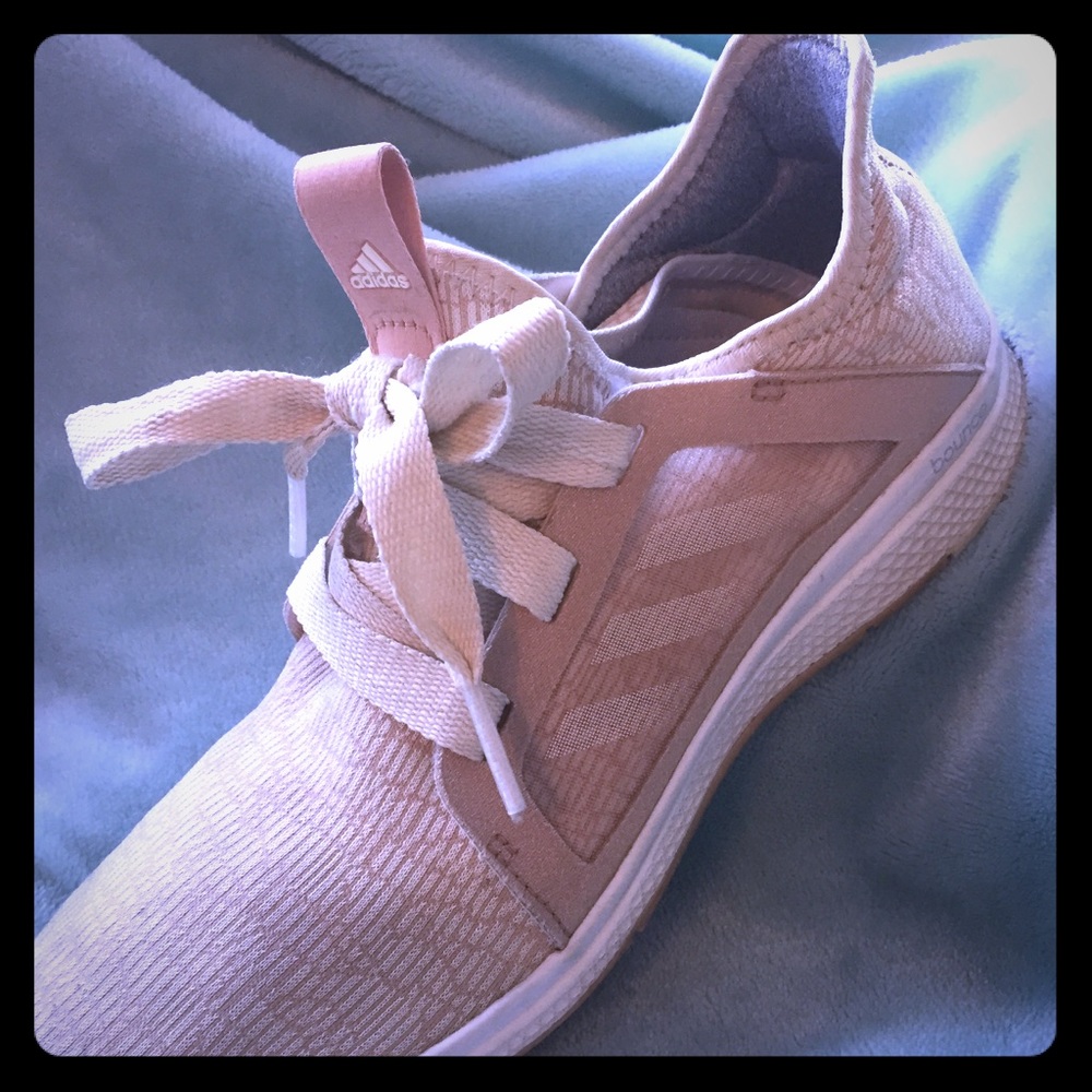 Adidas - Sz 10- great condition